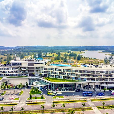 Grand Lagoi Hotel Bintan Exterior photo