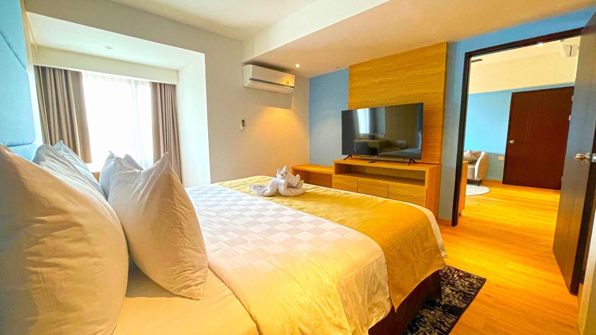 Grand Lagoi Hotel Bintan Exterior photo