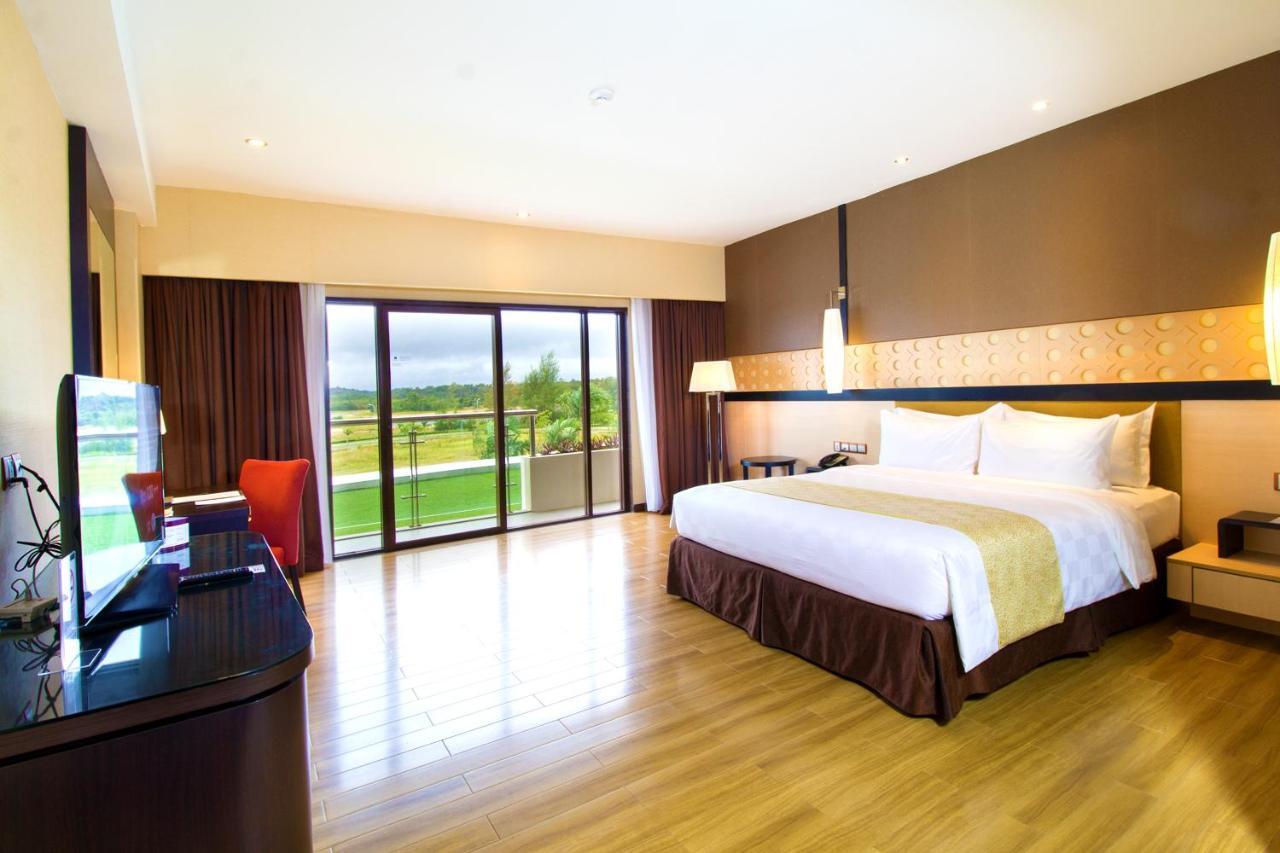 Grand Lagoi Hotel Bintan Exterior photo