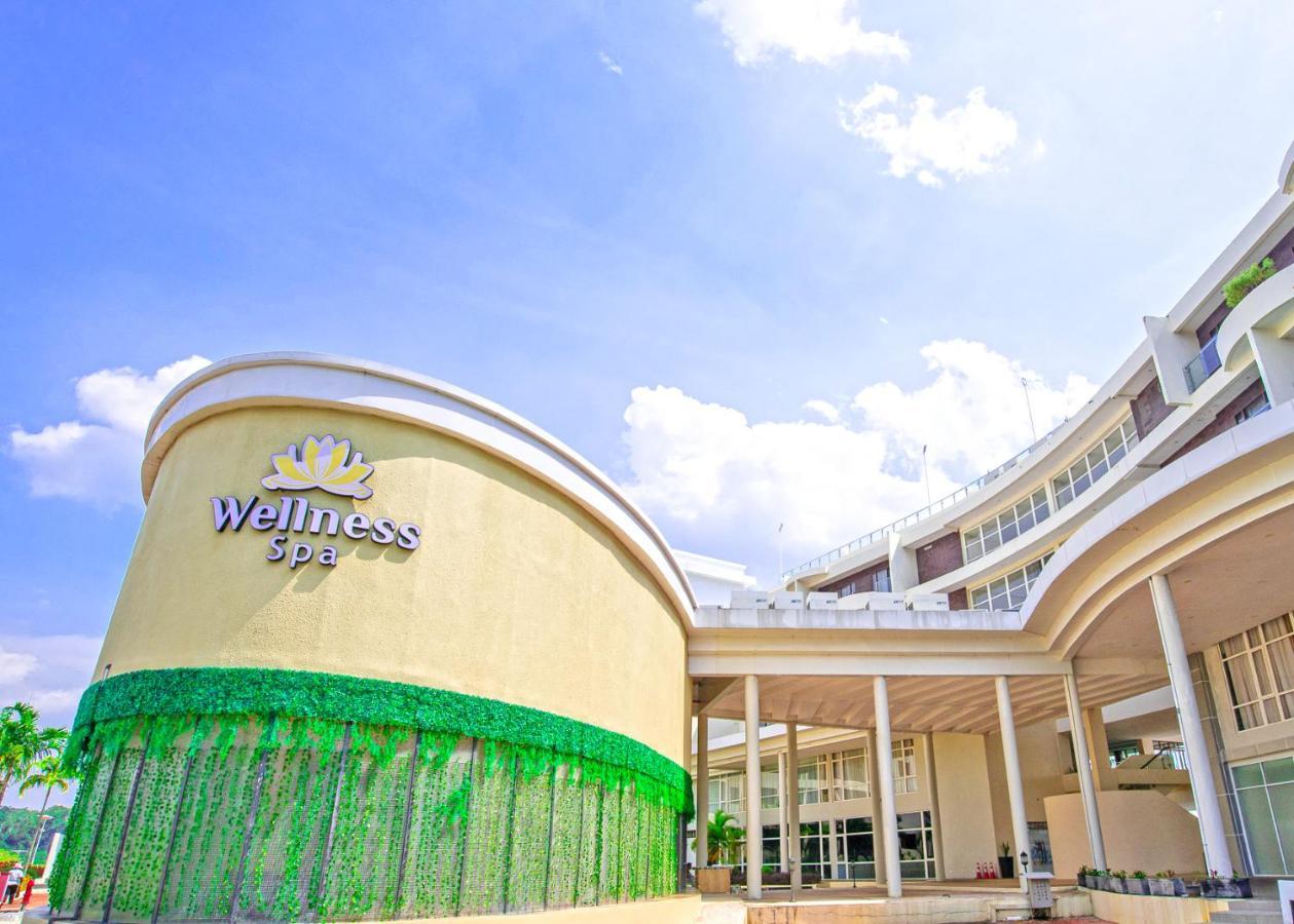 Grand Lagoi Hotel Bintan Exterior photo