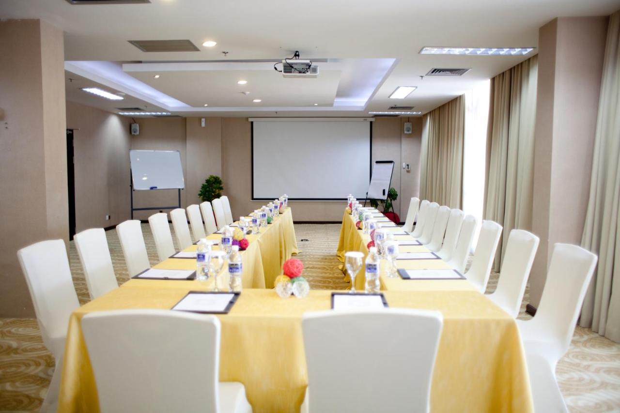 Grand Lagoi Hotel Bintan Exterior photo